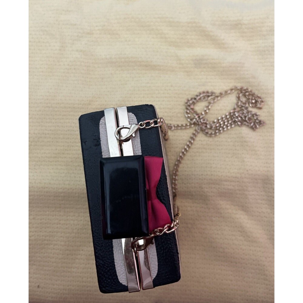 Betsey Johnson Champagne & Roses Perfume Bottle Purse Limited Edition - Picture 3 of 8